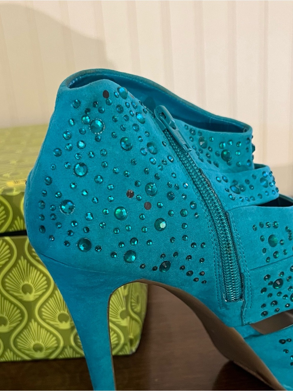 Gianni Bini Turquoise Crystal-Embellished Strappy High Heel Sandals with box - Picture 5 of 6